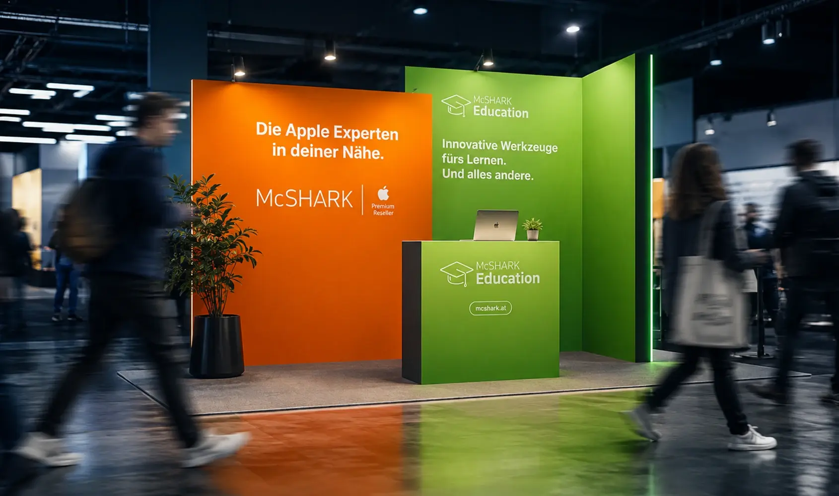 McSHARK Messestand